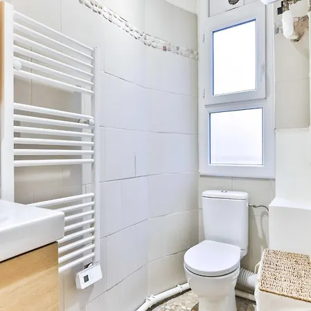 Magnificent -1br 4p - Buttes Chaumont Apartment *