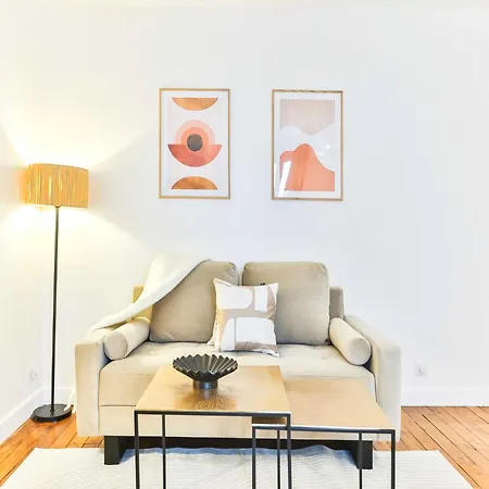Apartment Magnificent -1br 4p - Buttes Chaumont Paris